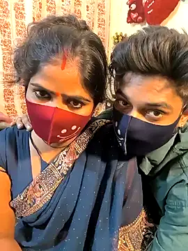Snapshot of Indian_Lust_Couple chatting on 01/10/25, 08:26 Indian Lust Couple online show from 01/10/25, 08:26