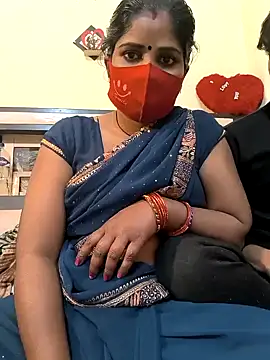 Snapshot of Indian_Lust_Couple chatting on 01/25/25, 06:35 Indian Lust Couple online show from 01/25/25, 06:35