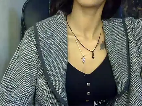 MAAYRA 09 online show from 01/08/25, 02:35