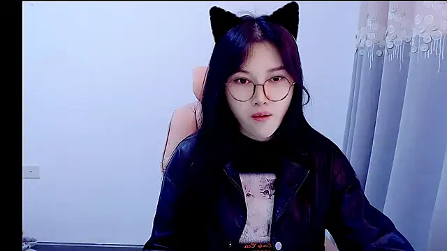 Little-sweet online show from 10/22/25, 06:35