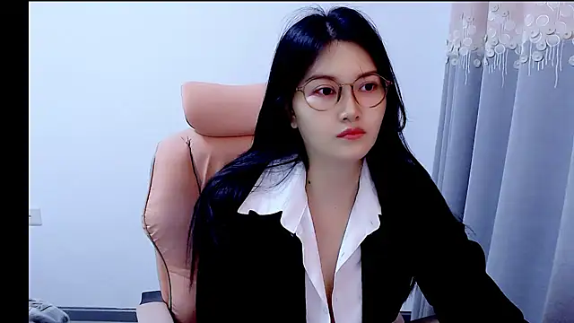 Little-sweet online show from 10/30/25, 04:47