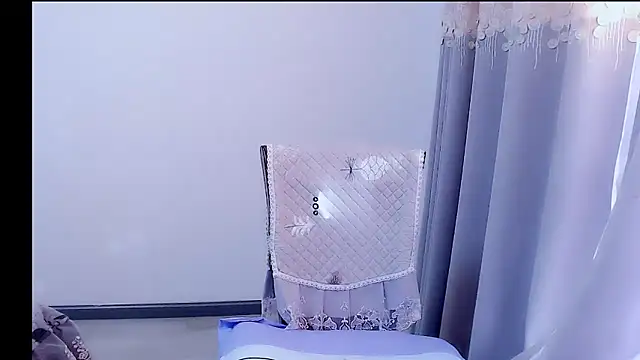 Little-sweet online show from 11/11/25, 01:27