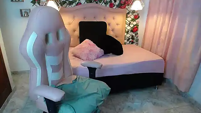 NathaliaSweet 11 online show from 12/02/24, 05:26