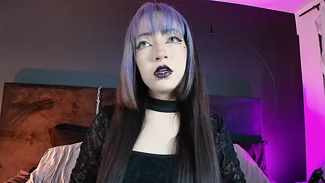 Snapshot of Aylen_darkmoor chatting on 10/14/25, 07:47 Aylen darkmoor online show from 10/14/25, 07:47