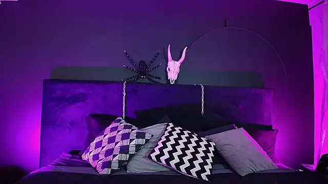 Snapshot of Aylen_darkmoor chatting on 10/16/25, 08:54 Aylen darkmoor online show from 10/16/25, 08:54