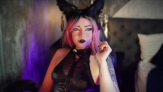 Aylen darkmoor online show from 06/24/26, 06:40