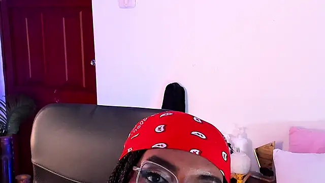 conielaurenth online show from 09/22/25, 03:52