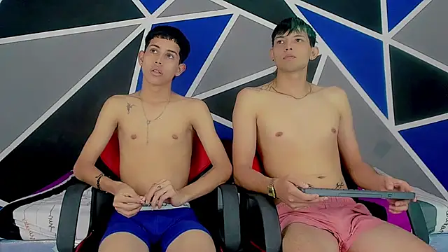 migueyalejo teens online show from 01/25/25, 02:26