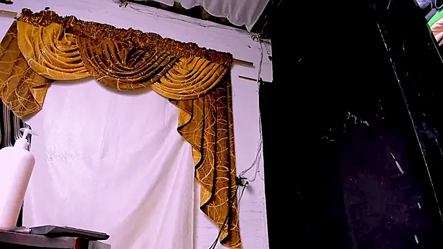 Snapshot of vane63 chatting on 12/03/24, 05:09 vane63 online show from 12/03/24, 05:09