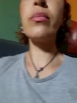 Snapshot of Mardul-ce chatting on 11/30/25, 10:58 Mardul-ce online show from 11/30/25, 10:58