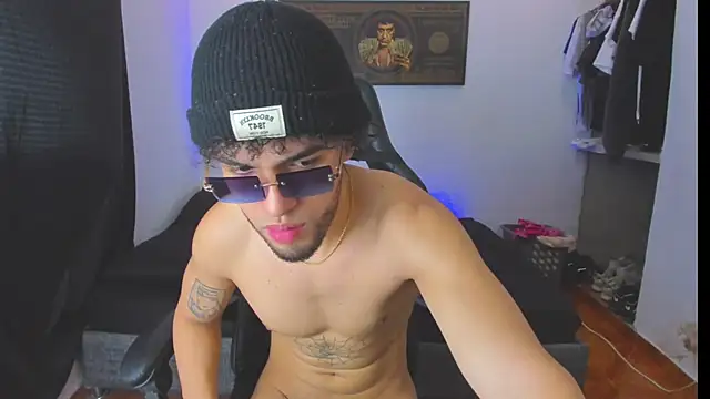 daddy jhons online show from 10/28/25, 04:31