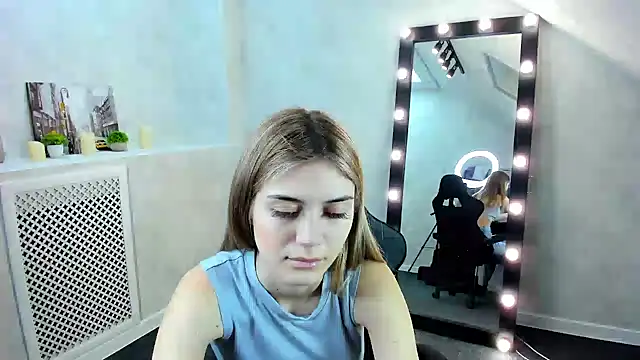Snapshot of Cherry_Price chatting on 12/05/24, 12:41 Cherry Price online show from 12/05/24, 12:41
