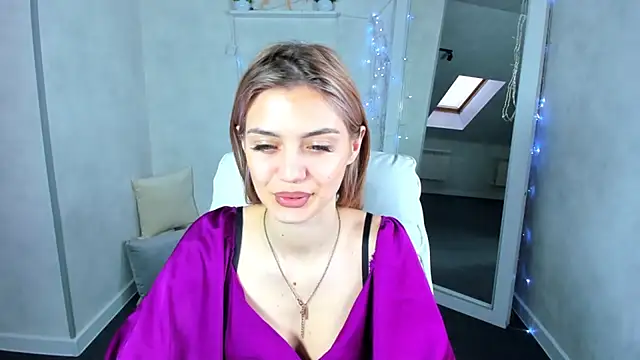 Snapshot of Cherry_Price chatting on 02/12/25, 03:18 Cherry Price online show from 02/12/25, 03:18