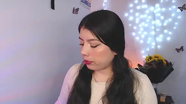 Snapshot of iam_emy chatting on 09/24/25, 11:41 iam emy online show from 09/24/25, 11:41