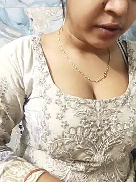 Sania-Love online show from 04/28/26, 12:42