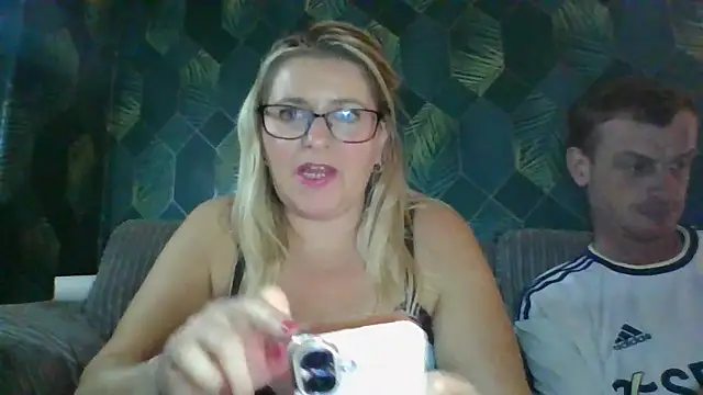 SweetXCandyX online show from 11/13/25, 05:45