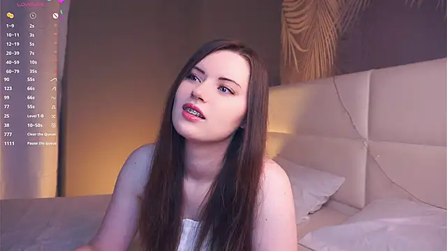 LoraDevon online show from 01/13/25, 04:08