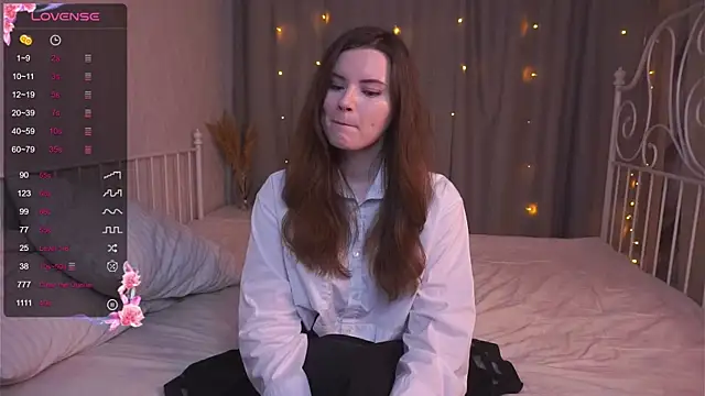LoraDevon online show from 01/30/25, 04:55