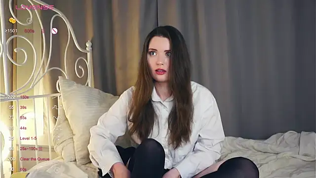 LoraDevon online show from 02/07/25, 10:09