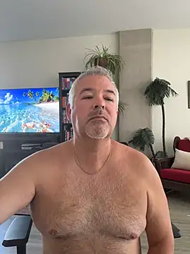 Snapshot of aarosteev2 chatting on 04/28/26, 03:28 aarosteev2 online show from 04/28/26, 03:28