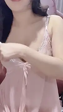 nenechuchu online show from 09/17/25, 05:09