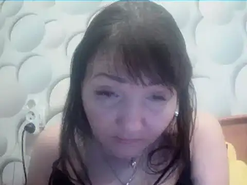 ClaireSunset online show from 12/19/25, 06:48