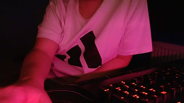 Scotland 100 online show from 11/21/25, 09:35