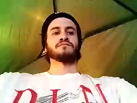 Snapshot of Loggan_donnelly chatting on 11/01/25, 06:43 Loggan donnelly online show from 11/01/25, 06:43