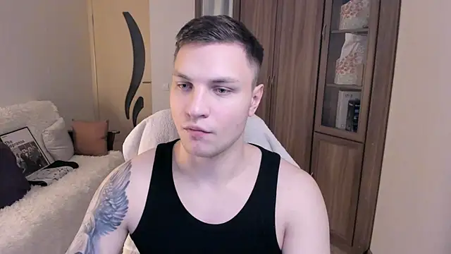 Snapshot of handsome_guy01 chatting on 09/16/25, 05:58 handsome guy01 online show from 09/16/25, 05:58