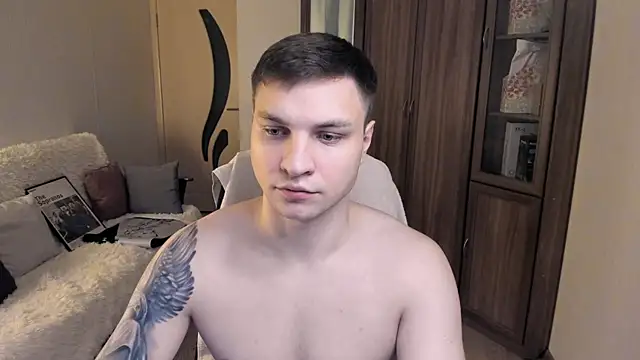 Snapshot of handsome_guy01 chatting on 09/22/25, 11:29 handsome guy01 online show from 09/22/25, 11:29