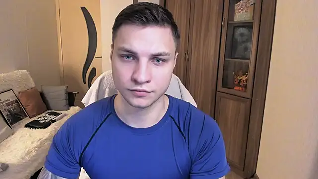 Snapshot of handsome_guy01 chatting on 09/27/25, 07:30 handsome guy01 online show from 09/27/25, 07:30