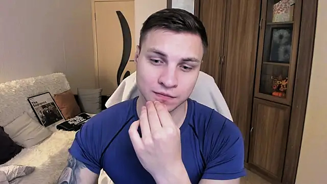 Snapshot of handsome_guy01 chatting on 09/28/25, 07:36 handsome guy01 online show from 09/28/25, 07:36