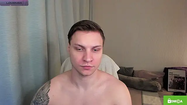 handsome guy01 online show from 06/12/26, 09:25