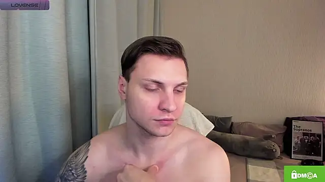 handsome guy01 online show from 06/13/26, 09:57