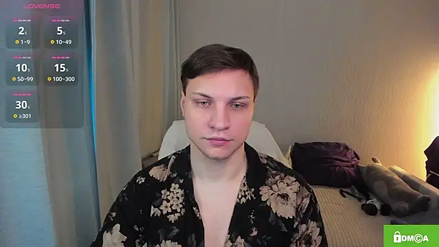 handsome guy01 online show from 07/05/26, 04:19