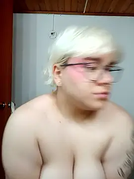 amalia love online show from 09/14/25, 04:50