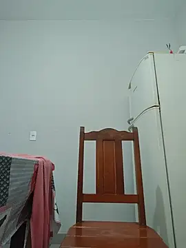 Snapshot of Giricotta chatting on 06/12/26, 02:16 Giricotta online show from 06/12/26, 02:16