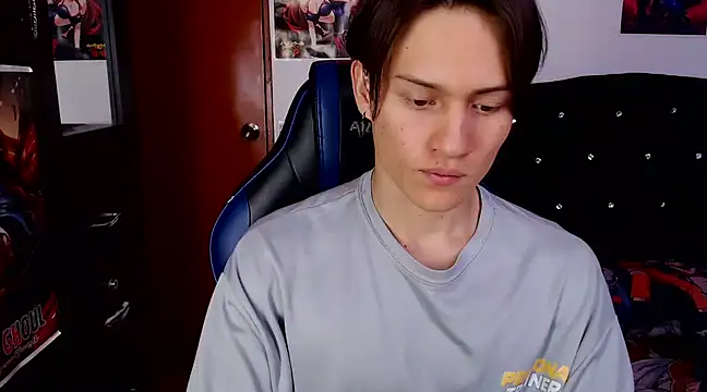 Snapshot of sr_jaeger chatting on 03/12/25, 08:41 sr jaeger online show from 03/12/25, 08:41