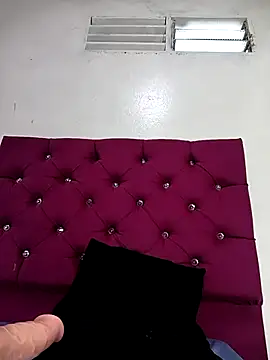 tiffany Bitch online show from 11/19/25, 10:10