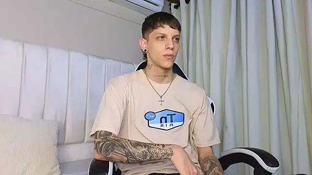 Adam hard  online show from 09/15/25, 07:14