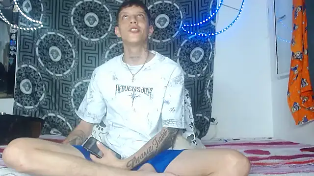 Snapshot of Adam_hard_ chatting on 12/16/25, 12:26 Adam hard online show from 12/16/25, 12:26