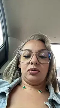 Snapshot of Aligoldbottom chatting on 12/27/24, 05:16 Aligoldbottom online show from 12/27/24, 05:16