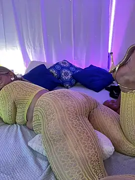 Snapshot of Aligoldbottom chatting on 01/23/25, 09:29 Aligoldbottom online show from 01/23/25, 09:29