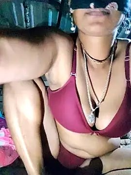 Hotty-dola online show from 12/12/24, 01:49