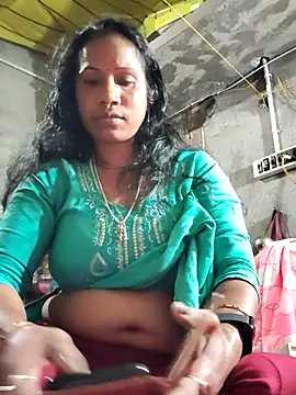Hotty-dola online show from 01/28/25, 11:17