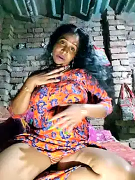 Hotty-dola online show from 02/01/25, 05:05