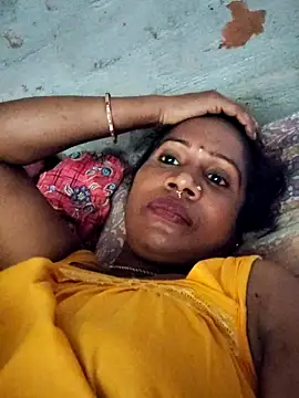 Hotty-dola online show from 03/01/25, 08:23