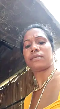 Hotty-dola online show from 03/10/25, 04:17