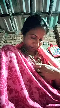 Hotty-dola online show from 03/22/25, 04:47