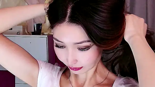 honey yani online show from 12/16/24, 02:15